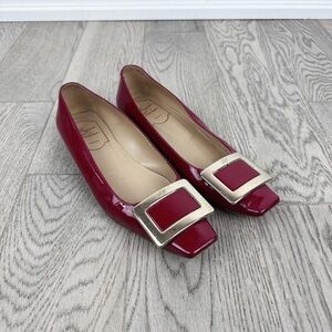 Roger Vivier Paris Red Patent Leather Buckle Flats